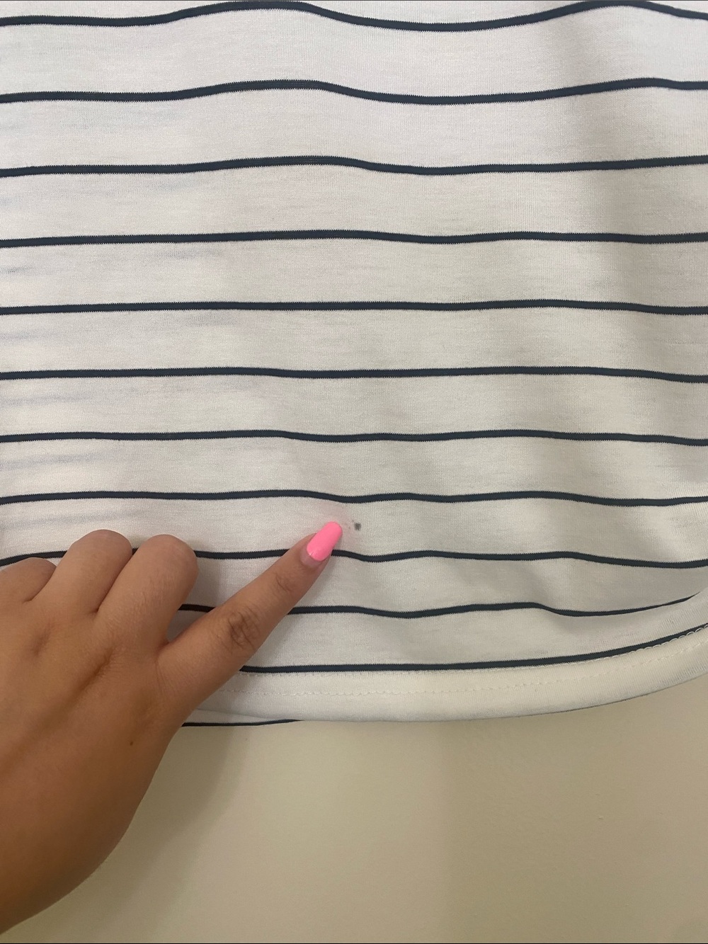 Striped White and Black Cold-Shoulder V-Neck Top - Picture 2 of 4